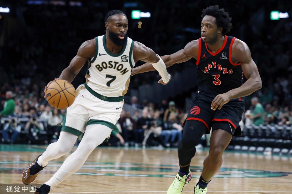 在赛场上显 在赛场上显