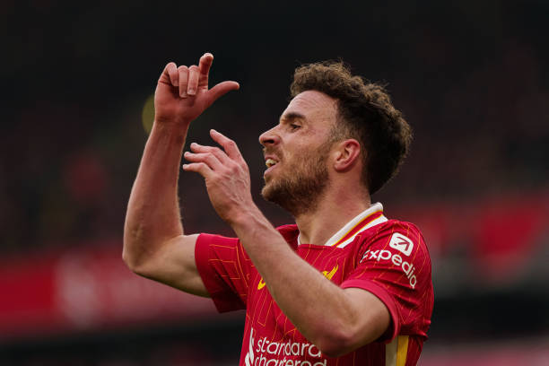 中展示了绝 中展示了绝