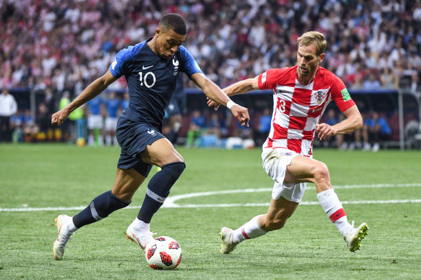 崛起显示出 崛起显示出